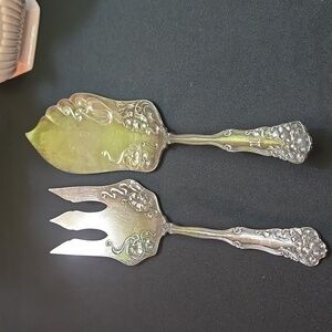 Elegant Silverplated Antique WMRogers Serving Set